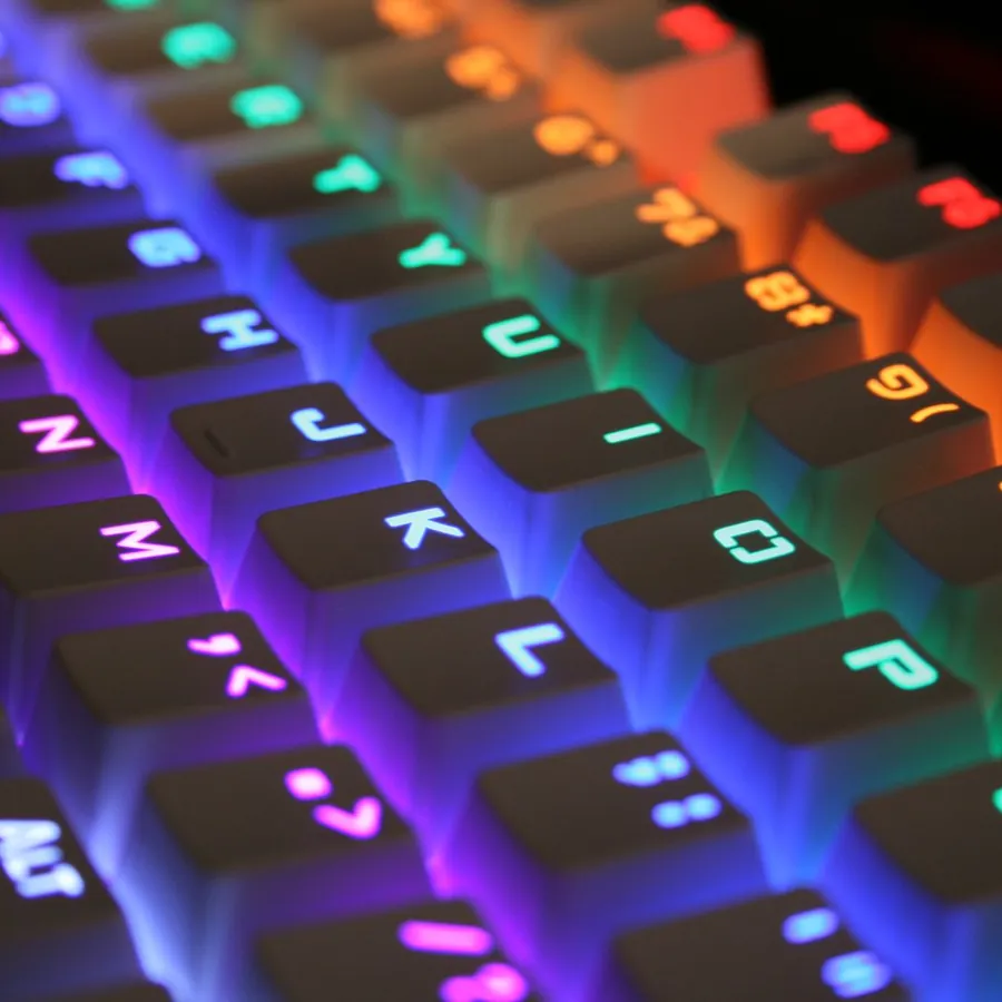Teclado mecánico RGB
